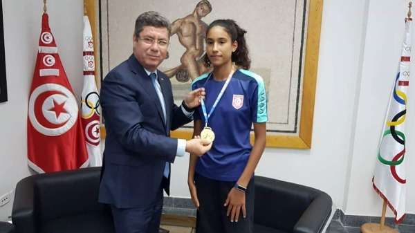 جانب من التكريم