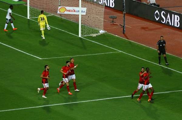 لاعبو الأهلي