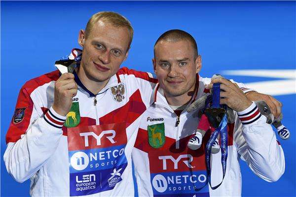  زخاروف وكوزنتسوف