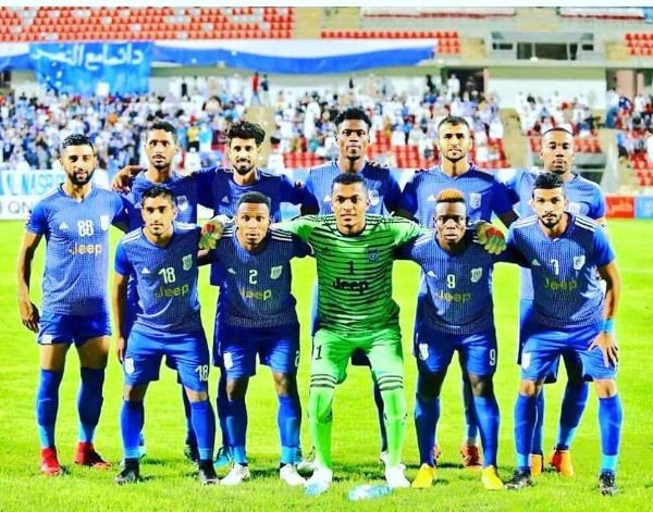 عبد الحليم برفقة فريقه الجديد