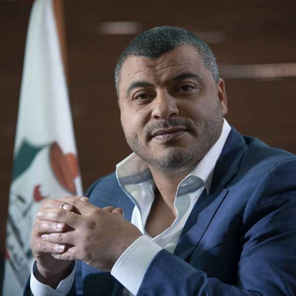 يوسف الصقور