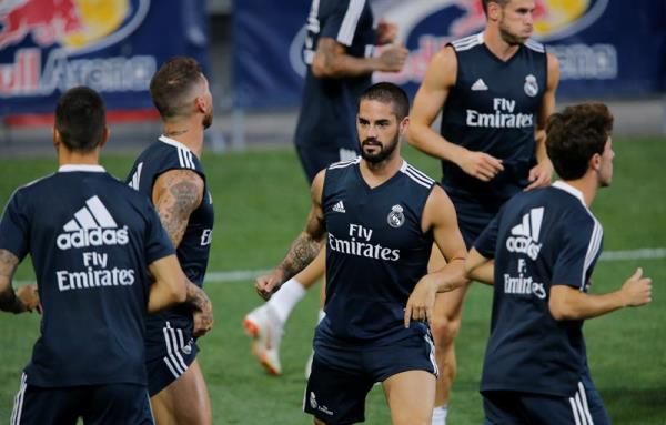 لاعبو ريال مدريد 