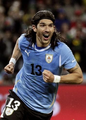 2010-07-02t212129z_01_wcb486_rtridsp_3_soccer-world_reuters