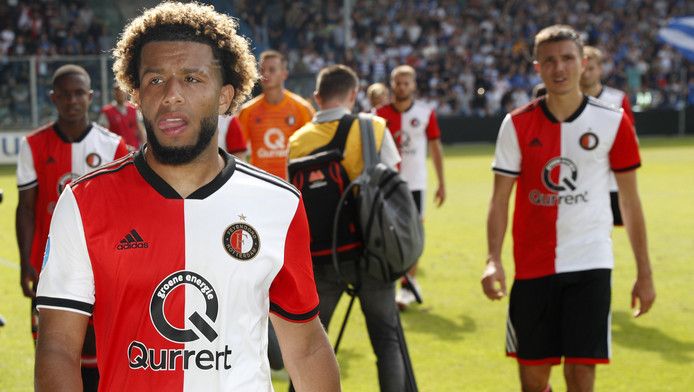 لاعبو فينورد 