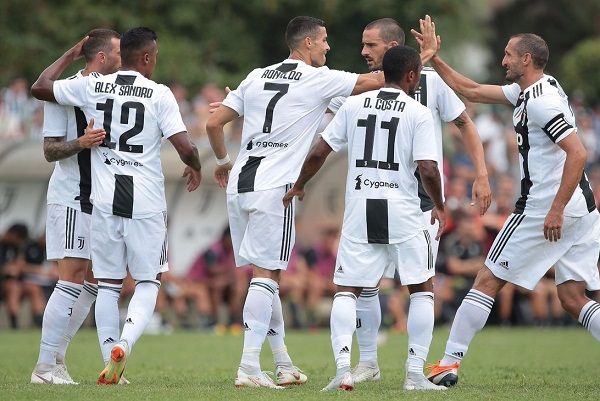 لاعبو يوفنتوس