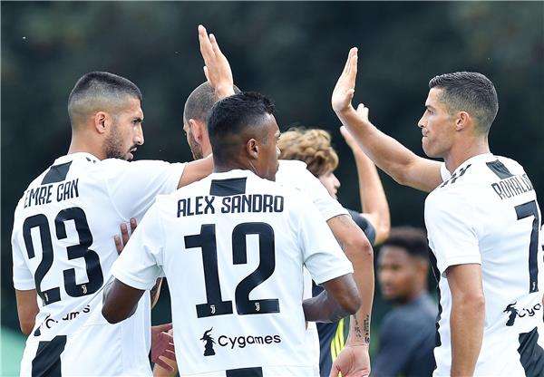 لاعبو يوفنتوس