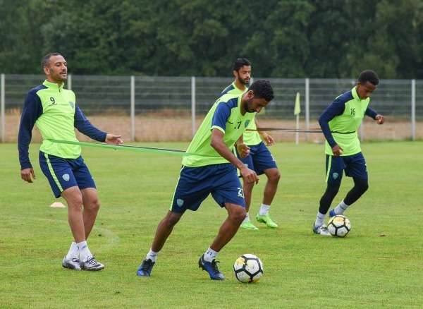 لاعبو الفتح