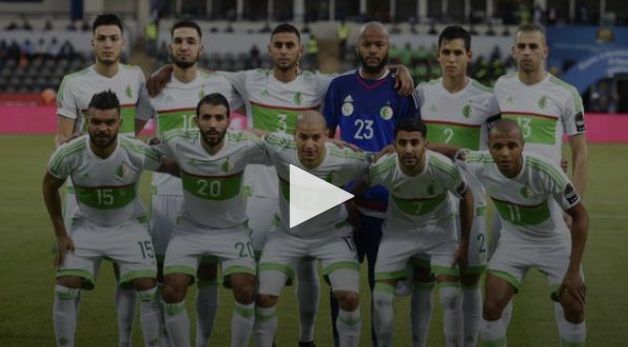 سليماني مع لاعبي منتخب الجزائر