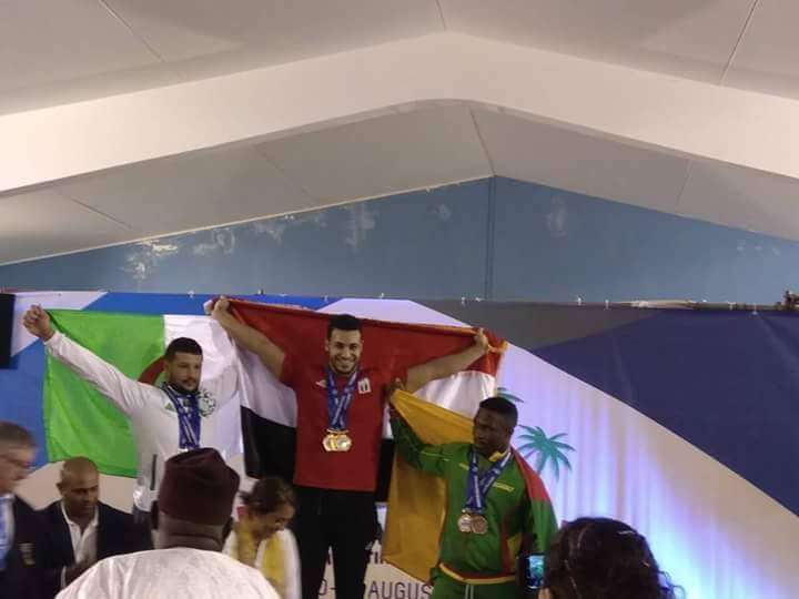 لحظة تتويج محمد سليم