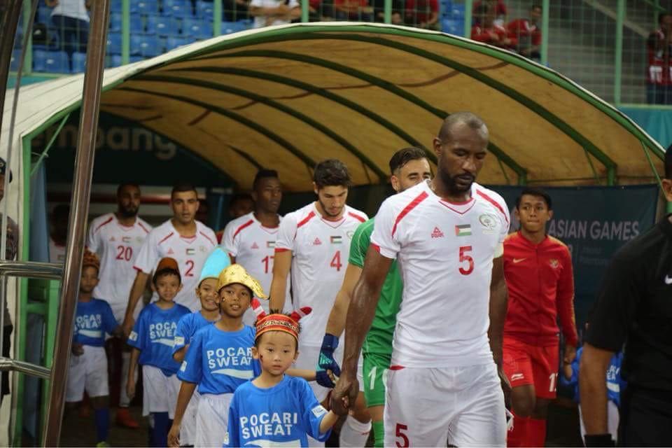 39105891_2015972391975346_7326455071506432000_n