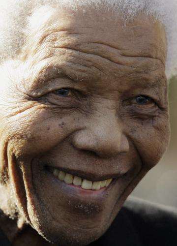 2010-06-17t145458z_01_joh84_rtridsp_3_safrica-mandela_reuters