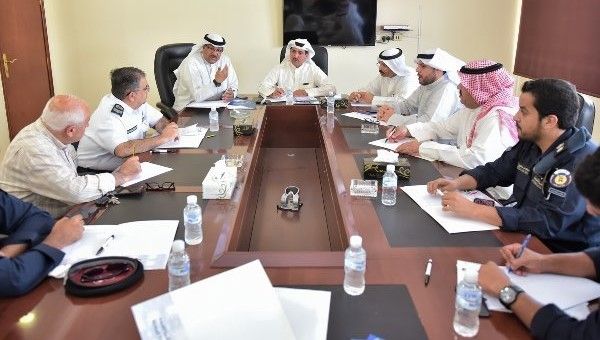 من الاجتماع