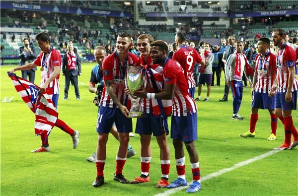 لاعبو أتلتيكو مدريد 