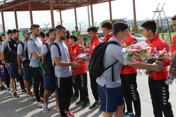 جانب من وصول المنتخب الفلسطيني