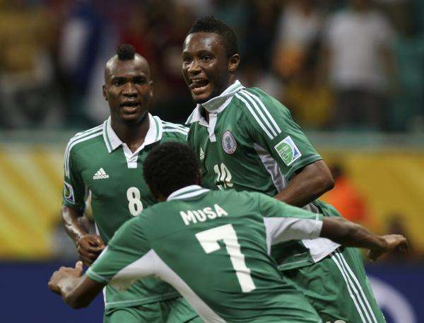 موسى مع ميكيل