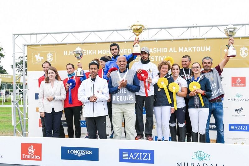 جانب من التتويج