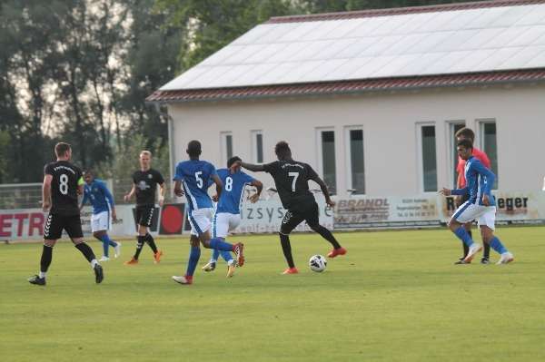 جانب من المباراة