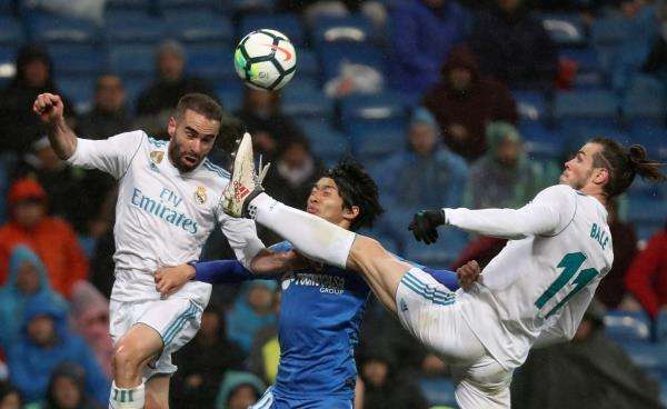 لقاء سابق بين الفريقين