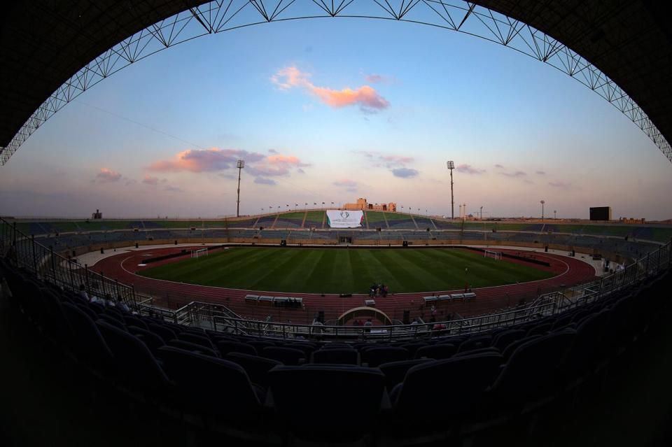 ملعب الدفاع الجوي