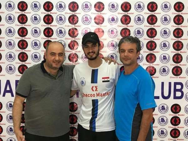 بعد توقيع العقود