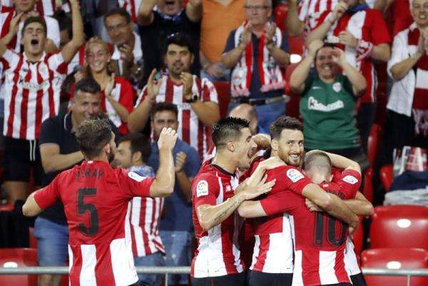 فرحة لاعبي بيلباو