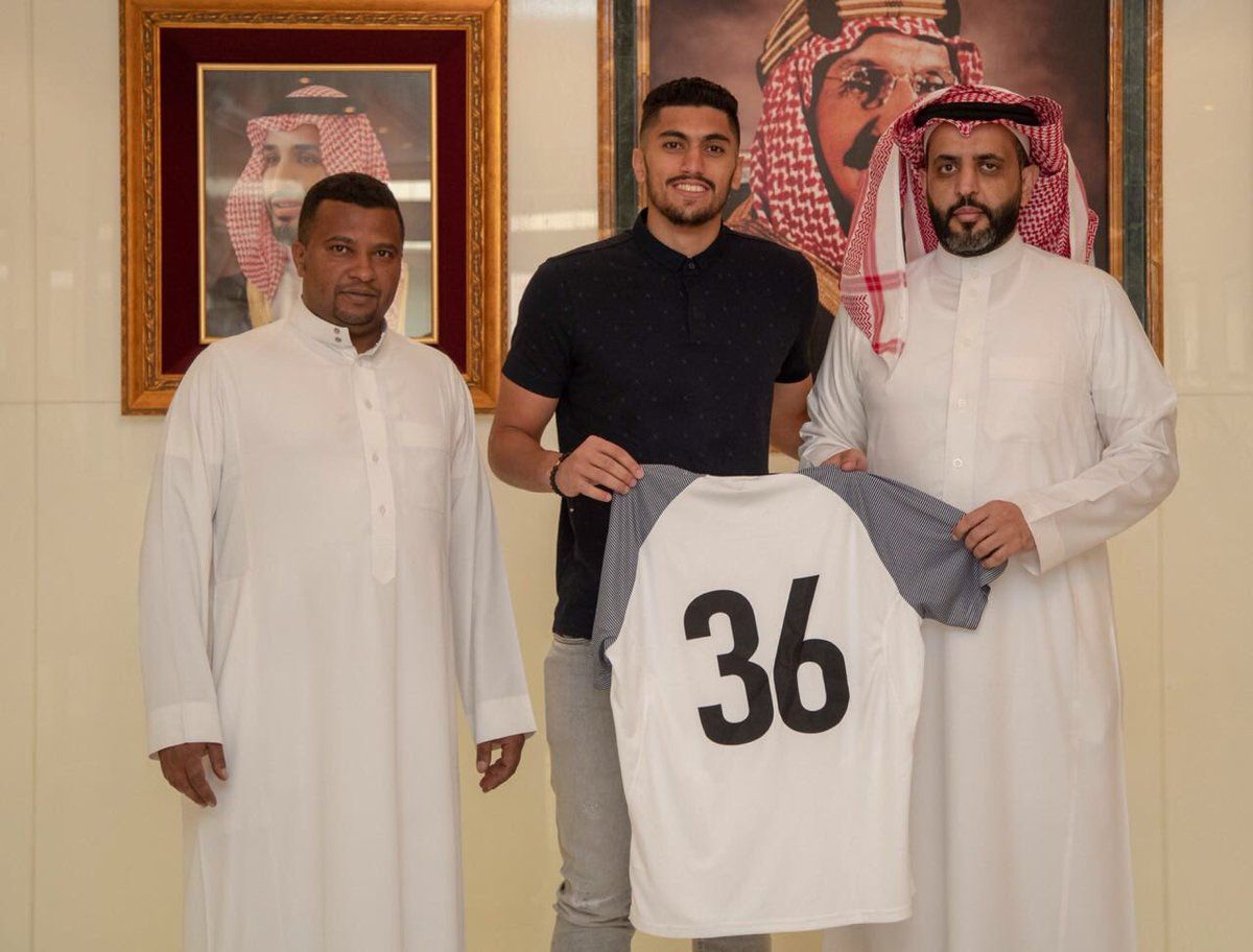 جانب من التقديم