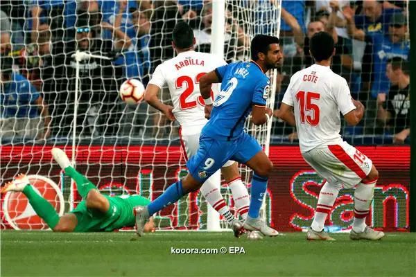 ?i=epa%2fsoccer%2f2018-08%2f2018-08-24%2f2018-08-24-06969710_epa