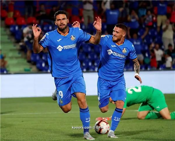 ?i=epa%2fsoccer%2f2018-08%2f2018-08-24%2f2018-08-24-06970079_epa