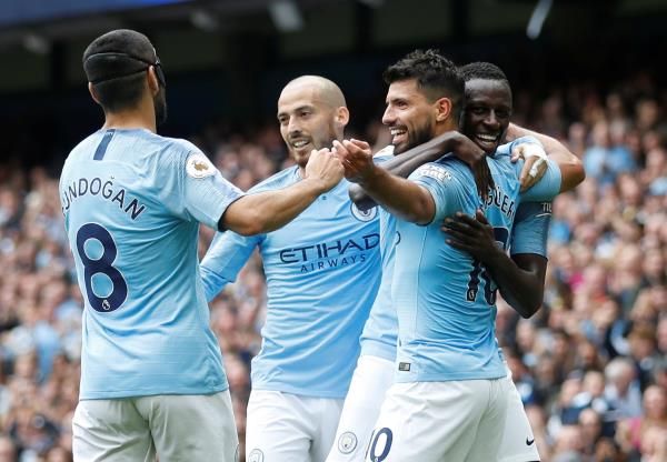 لاعبو مانشستر سيتي 