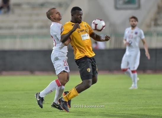 القادسية والكويت في مباراة السوبر