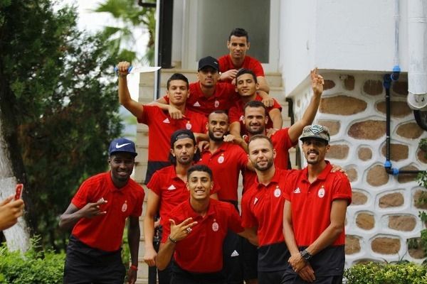 لاعبو الإتحاد