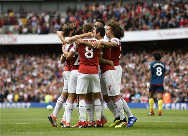 لاعبو آرسنال