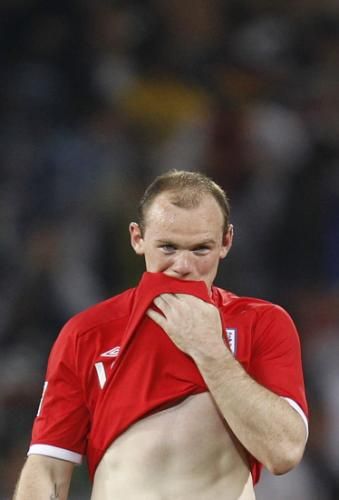 2010-06-27t163740z_01_wca214_rtridsp_3_soccer-world_reuters