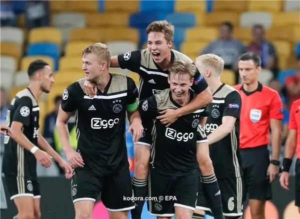 ?i=epa%2fsoccer%2f2018-08%2f2018-08-28%2f2018-08-28-06979673_epa