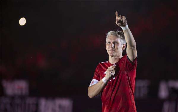 باستيان شفاينشتايجر