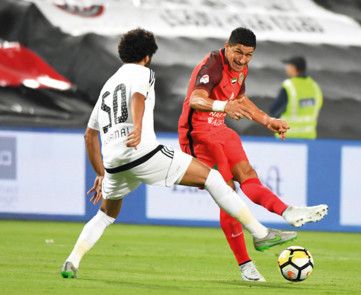 من لقاء سابق بين شباب الأهلي والجزيرة