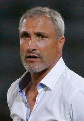  برنارد كازوني