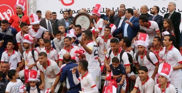 تتويج بطل الدوري