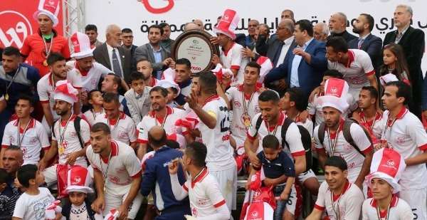 تتويج بطل الدوري