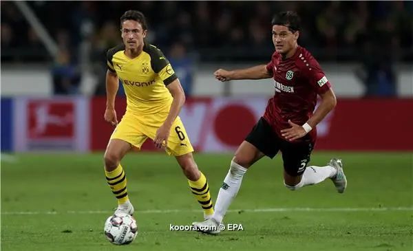 ?i=epa%2fsoccer%2f2018-08%2f2018-08-31%2f2018-08-31-06988273_epa