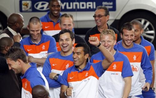 2010-07-07t144306z_01_afr103_rtridsp_3_soccer-world_reuters