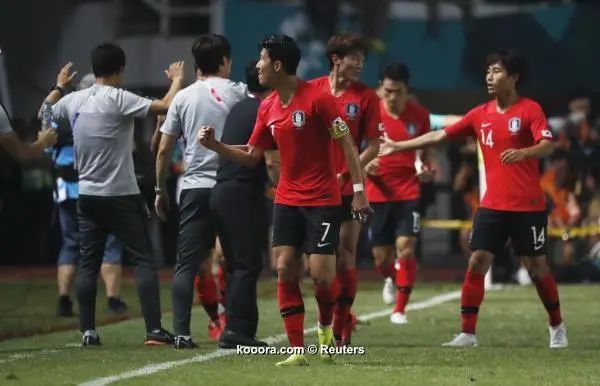 ?i=reuters%2f2018-09-01%2f2018-09-01t134409z_1393189938_hp1ee91125km7_rtrmadp_3_games-asia-soccer_reuters