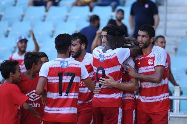 لاعبو الإفريقي