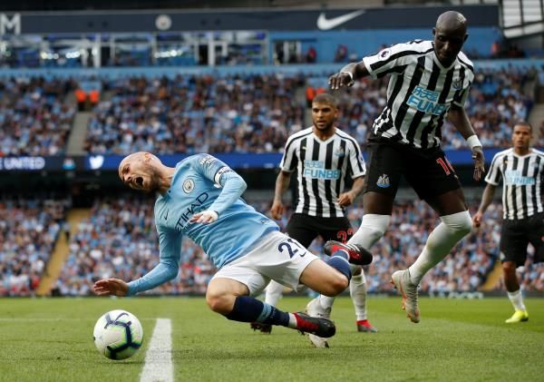 2018-09-01t170011z_863746409_rc1157bb4f90_rtrmadp_3_soccer-england-mci-new_reuters