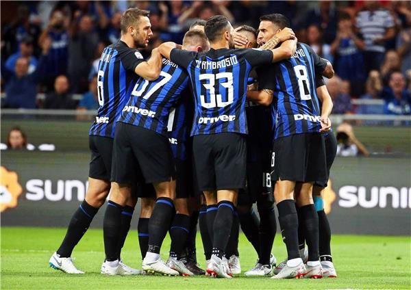 لاعبو إنتر ميلان 