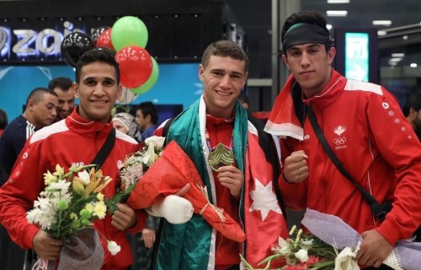 من الاستقبال