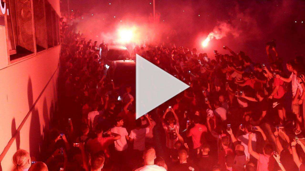 جماهير أولمبياكوس