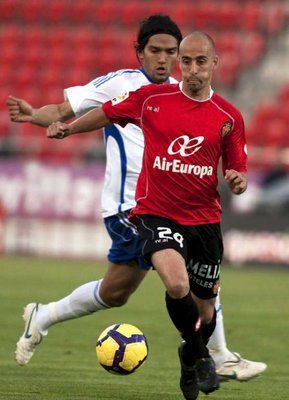 بورخا (القيمص الاحمر)