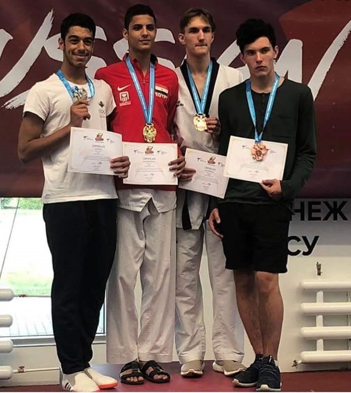 من تتويج عبد الرحمن خلف 