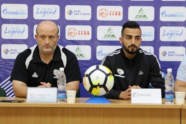 ولد علي وجابر من المؤتمر الصحفي